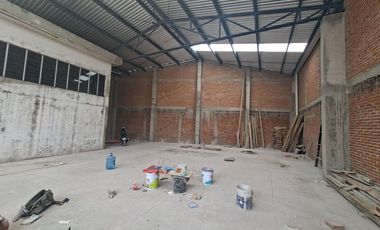 LOCAL COMERCIAL NUEVO EN RENTA EN EL MIRADOR FRENTE A HOSPITAL LOS PILARES IDEAL PARA FRANQUICIA