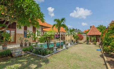 DIJUAL VILLA DENGAN 4 KAMAR TIDUR DI SANUR