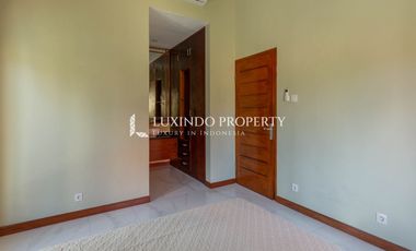 DIJUAL VILLA DENGAN 4 KAMAR TIDUR DI SANUR