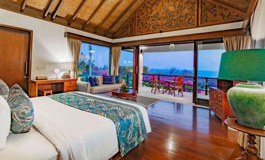 LUXURIOUS 6 BEDROOMS WITH BREATHTAKING UNBLOCKED OCEAN VIEW VILLAS IN PANDAWA