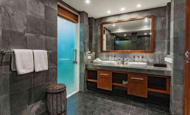 LUXURIOUS 6 BEDROOMS WITH BREATHTAKING UNBLOCKED OCEAN VIEW VILLAS IN PANDAWA