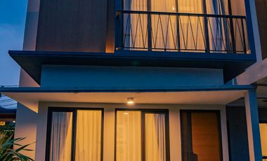 Rumah Baru 3 Lantai Modern Minimalis di Jakarta Selatan, DP 0% Cicilan Mulai 15 Jutaan, Lokasi 5 Menit ke Pintu Tol Joglo – FREE PPN & Balik Nama SHM