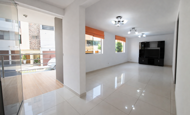 ¡OPORTUNIDAD EN SURCO! DEPARTAMENTO EN VENTA – LOS JARDINES DE SURCO