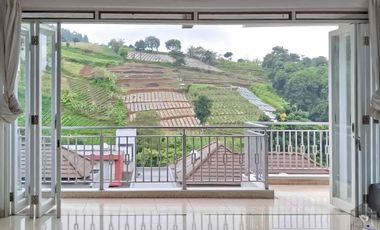 Dijual 2 Rumah Sekaligus di Resort Dago Pakar dengan total LT 635 dan total LB 1200