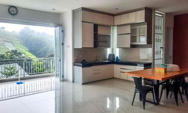 Dijual 2 Rumah Sekaligus di Resort Dago Pakar dengan total LT 635 dan total LB 1200