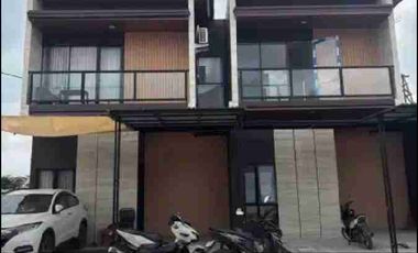 Rumah 2 lantai murah di pusat kota Makassar dkt MALL DIAMOND Panakkukang