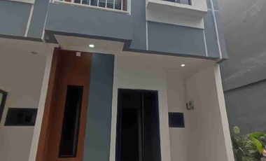 Rumah murah strategis akses transportasi dekat  stasiun pondok jati jakarta timur matraman