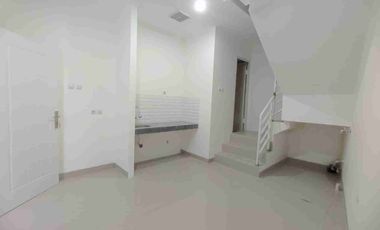 Rumah murah strategis akses transportasi dekat  stasiun pondok jati jakarta timur matraman