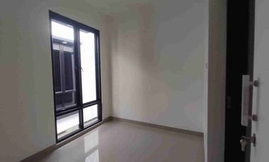 Rumah murah strategis akses transportasi dekat  stasiun pondok jati jakarta timur matraman