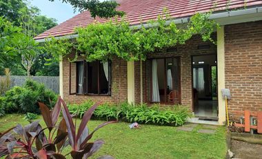 DIJUAL  Rumah & Tempat Usaha Yang Asri di Jl. Saladara/Perjuangan (dkt area kampus) Majasem - Cirebon