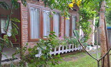 DIJUAL  Rumah & Tempat Usaha Yang Asri di Jl. Saladara/Perjuangan (dkt area kampus) Majasem - Cirebon