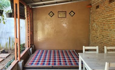 DIJUAL  Rumah & Tempat Usaha Yang Asri di Jl. Saladara/Perjuangan (dkt area kampus) Majasem - Cirebon