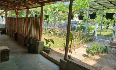 DIJUAL  Rumah & Tempat Usaha Yang Asri di Jl. Saladara/Perjuangan (dkt area kampus) Majasem - Cirebon