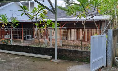 DIJUAL  Rumah & Tempat Usaha Yang Asri di Jl. Saladara/Perjuangan (dkt area kampus) Majasem - Cirebon