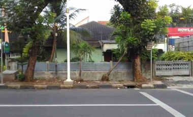 BUTUH CEPAT !! PINGGIR JALAN BESAR 465m² TEBET BARAT DALAM – HITUNG TANAH