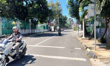 BUTUH CEPAT !! PINGGIR JALAN BESAR 465m² TEBET BARAT DALAM – HITUNG TANAH