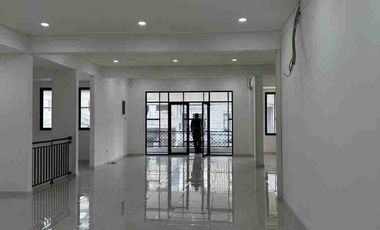 Disewakan Rumah Usaha di Bintaro Sektor 1