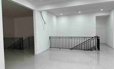Disewakan Rumah Usaha di Bintaro Sektor 1