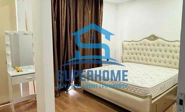 Disewa rumah cantik 2 lantai di Royal Grande