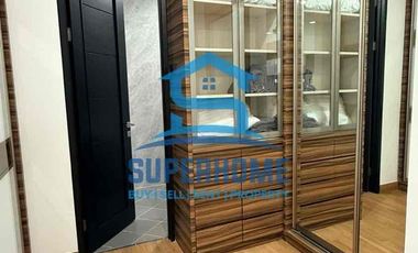 Disewa rumah cantik 2 lantai di Royal Grande