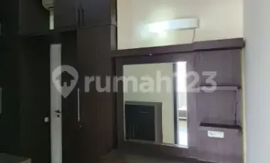 Dijual Rumah Luas 255 m2 3lt Furnished Siap Huni Di Jl.kesehatan Jakarta Pusat