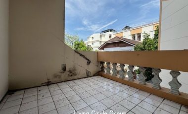 Single House for Sale in a Prime Location – Ramkhamhaeng Soi 12, Yaek 4