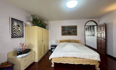 Single House for Sale in a Prime Location – Ramkhamhaeng Soi 12, Yaek 4