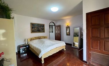 Single House for Sale in a Prime Location – Ramkhamhaeng Soi 12, Yaek 4