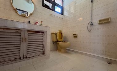 Single House for Sale in a Prime Location – Ramkhamhaeng Soi 12, Yaek 4