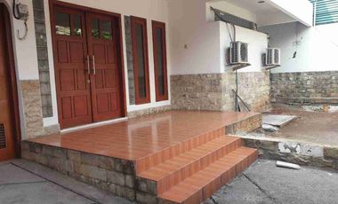 Jual Rumah 2 Lantai Bagus SHM Jakarta Barat