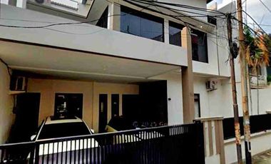 Rumah murah 2 Lantai LT 206m² di rawamangun Jaktim