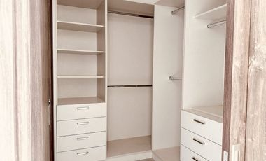 Renta de Departamento, Sector Santa Lucía Alta - San Juan Alto, Cumbayá, Ecuador