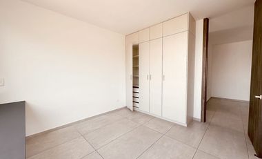 Renta de Departamento, Sector Santa Lucía Alta - San Juan Alto, Cumbayá, Ecuador