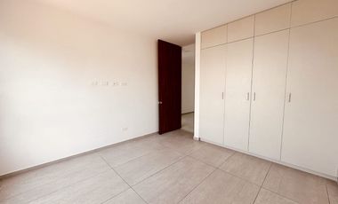 Renta de Departamento, Sector Santa Lucía Alta - San Juan Alto, Cumbayá, Ecuador