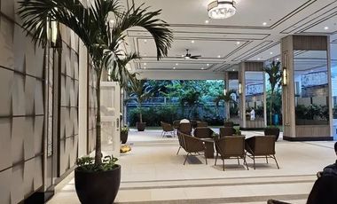 New, 1BR, furnished condo for rent with parking and free WIFI near DLSU CSB, MOA , PGH, UPM, Makati, LRT