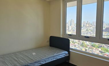 New, 1BR, furnished condo for rent with parking and free WIFI near DLSU CSB, MOA , PGH, UPM, Makati, LRT