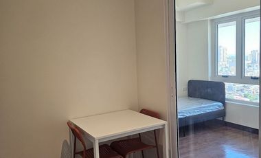New, 1BR, furnished condo for rent with parking and free WIFI near DLSU CSB, MOA , PGH, UPM, Makati, LRT