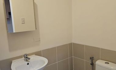 New, 1BR, furnished condo for rent with parking and free WIFI near DLSU CSB, MOA , PGH, UPM, Makati, LRT