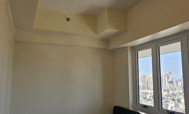 New, 1BR, furnished condo for rent with parking and free WIFI near DLSU CSB, MOA , PGH, UPM, Makati, LRT