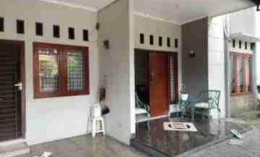 rumah megah di taman gigi galaxy Bekasi Selatan