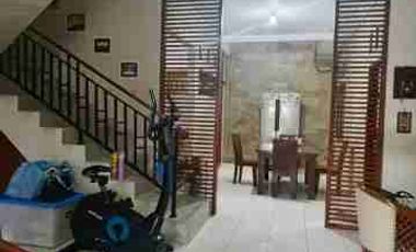 rumah megah di taman gigi galaxy Bekasi Selatan