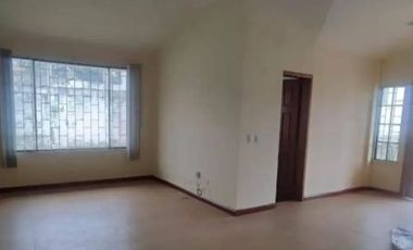 Renta de Terreno con Casa, Sector Tumbaco, Ecuador