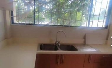 Renta de Terreno con Casa, Sector Tumbaco, Ecuador