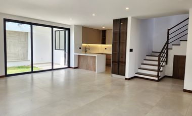 Casa en venta en Challuabamba en condominio privado – 4 dormitorios