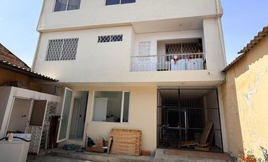 CASA MEGA RENTABLE EN VENTA – INVERSIÓN INTELIGENTE EN CUENCA