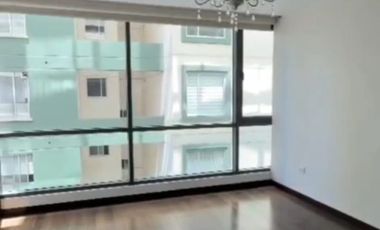 Renta de Departamento Amoblado de 3 dormitorios, Sector Bellavista, Quito, Ecuador