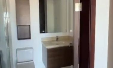 Renta de Departamento Amoblado de 3 dormitorios, Sector Bellavista, Quito, Ecuador