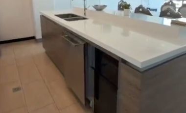 Renta de Departamento Amoblado de 3 dormitorios, Sector Bellavista, Quito, Ecuador