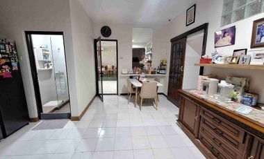 JUAL CEPAT RUMAH ROA MALAKA TAMBORA JAKARTA BARAT
LOKASI SANGAT STRATEGIS