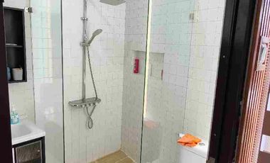 Dijual Cepat Rumah 2 Lantai Full Furnished Lokasi Strategis Di Kalibaru Depok